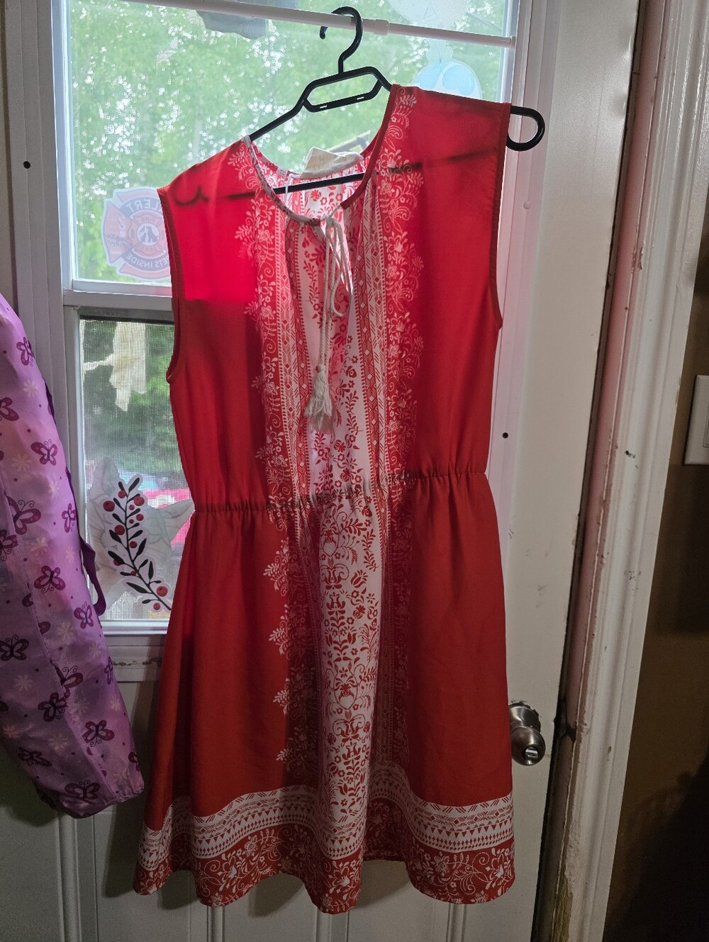 Women's Red Sleeveless Tie-Neck Mini Dress with White Print